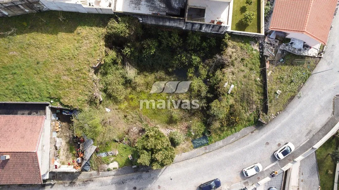 Lote para Moradia em Banda