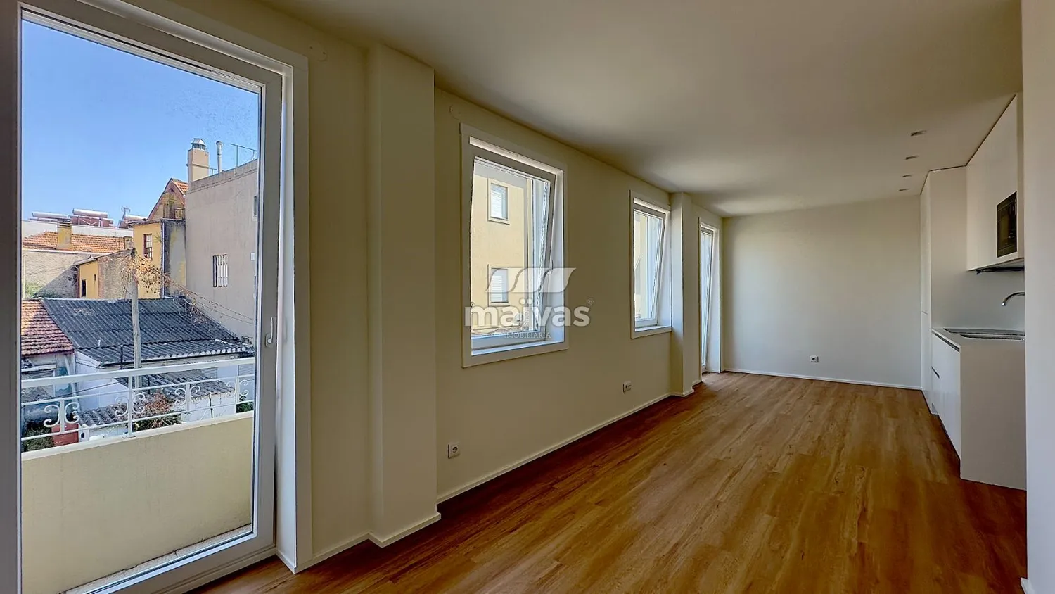 Apartamento T1 Novo  - 3