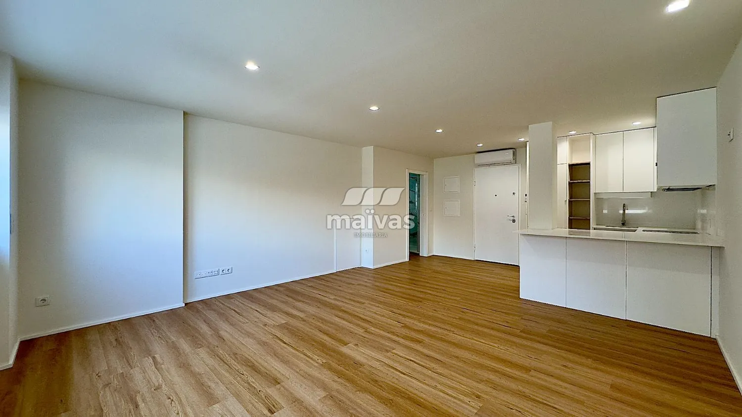 Apartamento T0 Novo  - 2