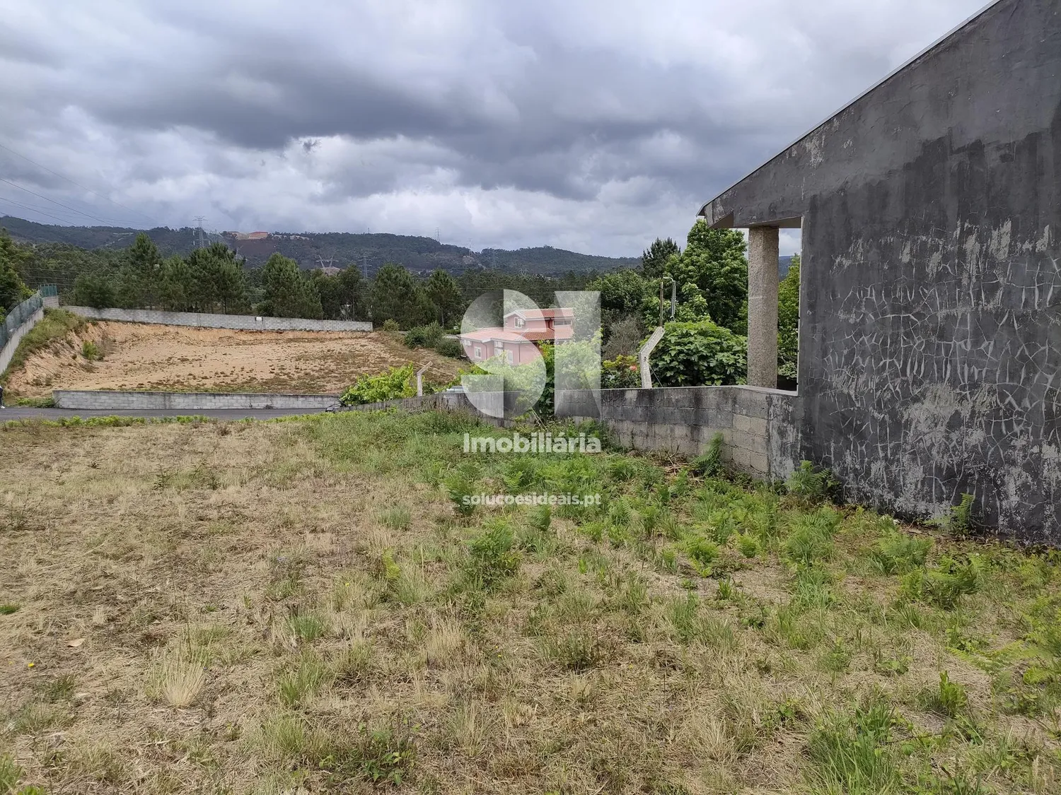 Terreno em Paredes