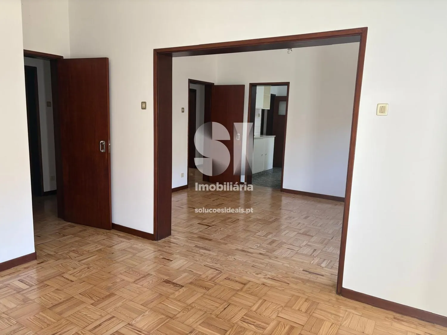 Apartamento T4+1