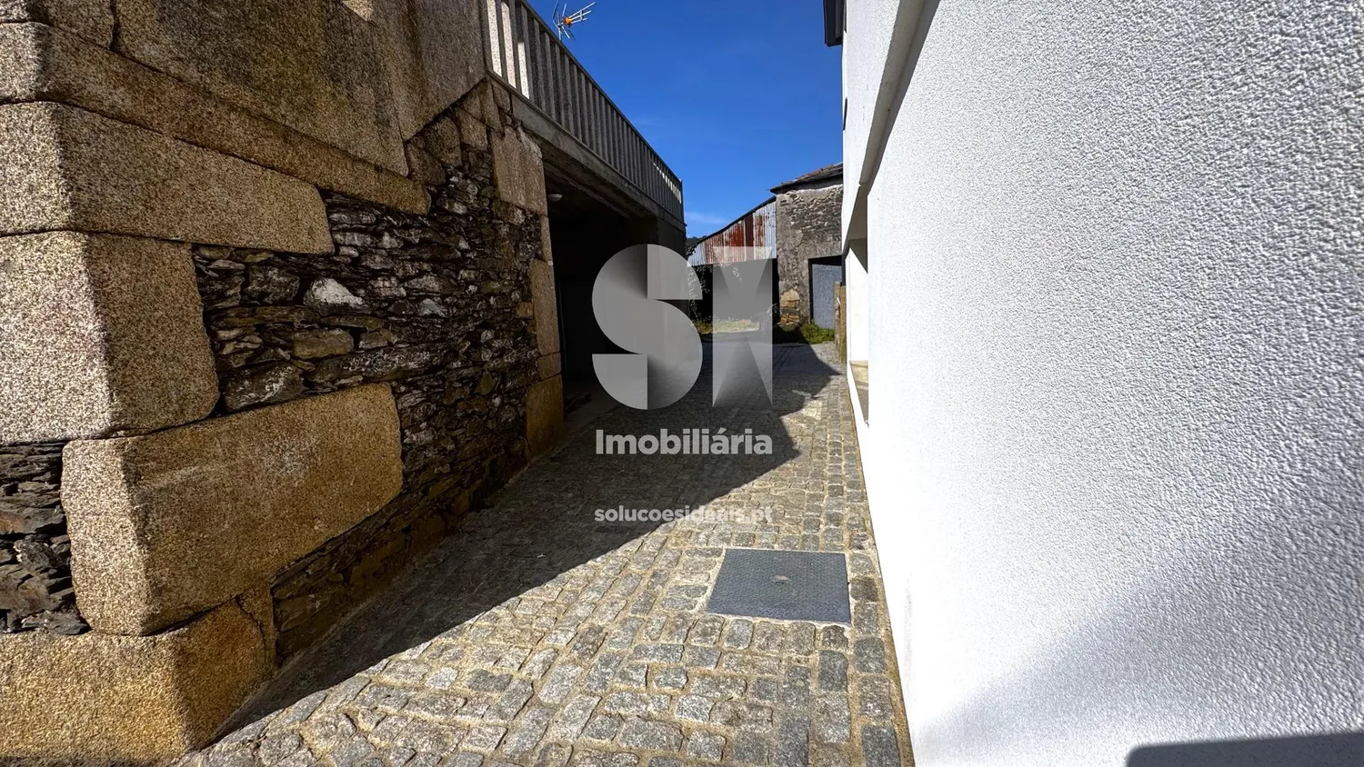 Moradia Geminada T2 - 3