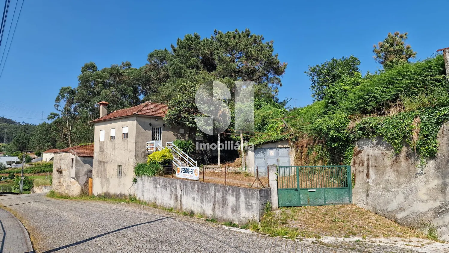 Moradia para Restaurar T2+1
