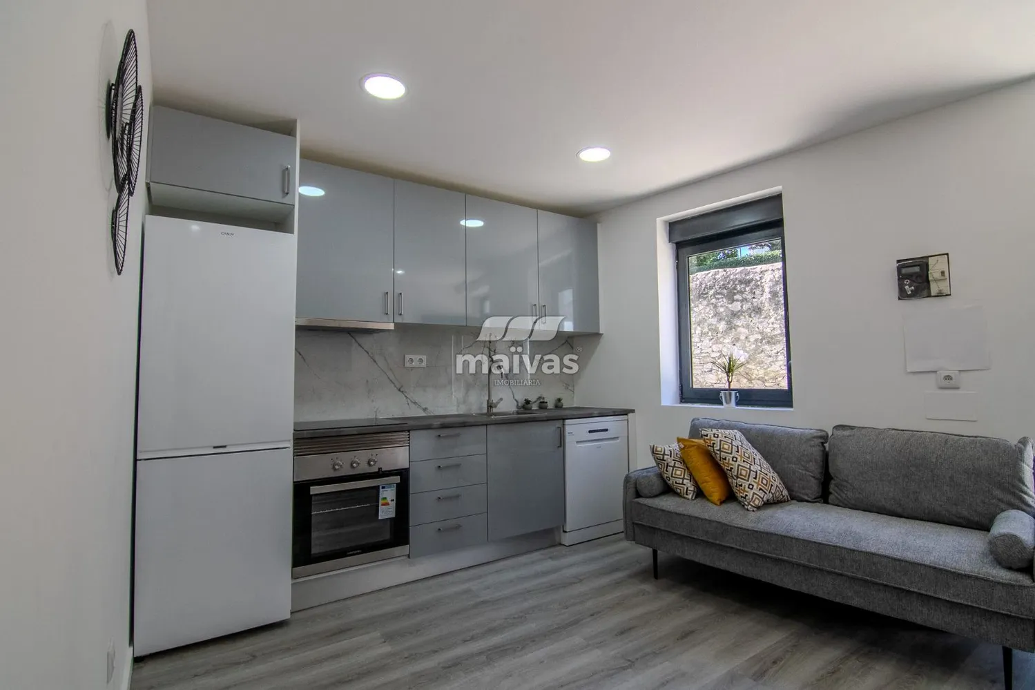 Moradia T1 prox Rua Santa Catarina