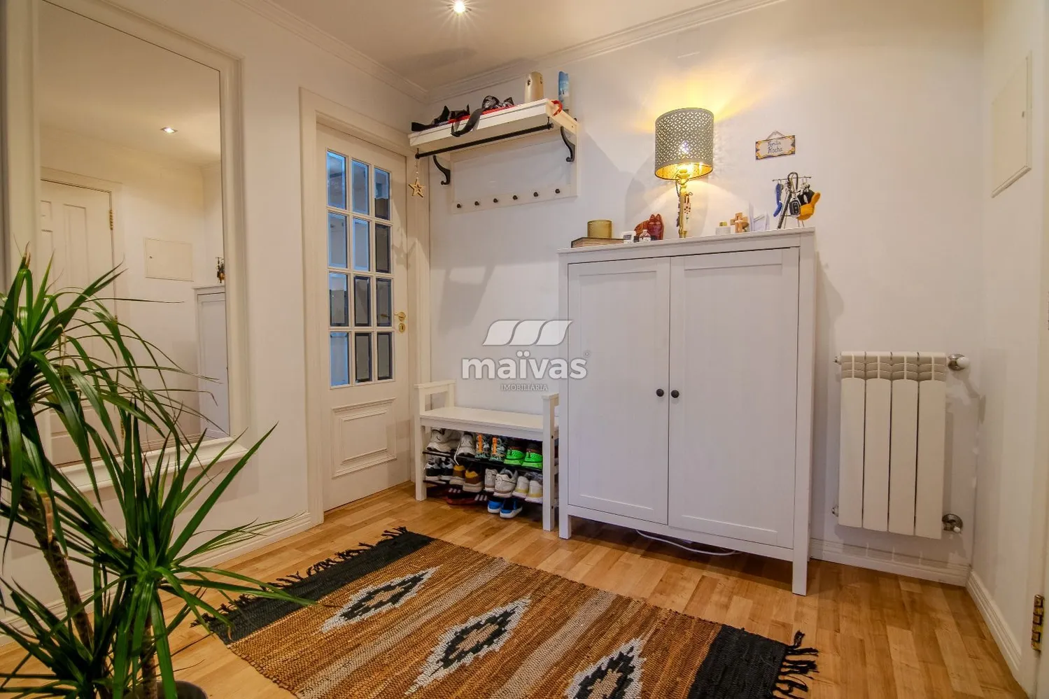 APARTAMENTO T3 ELEGANTE E FUNCIONAL EM LAMAÇÃES 