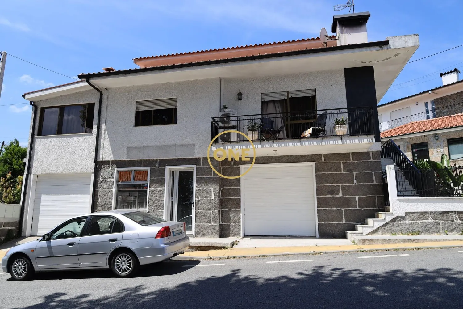 Shop for rent near the center