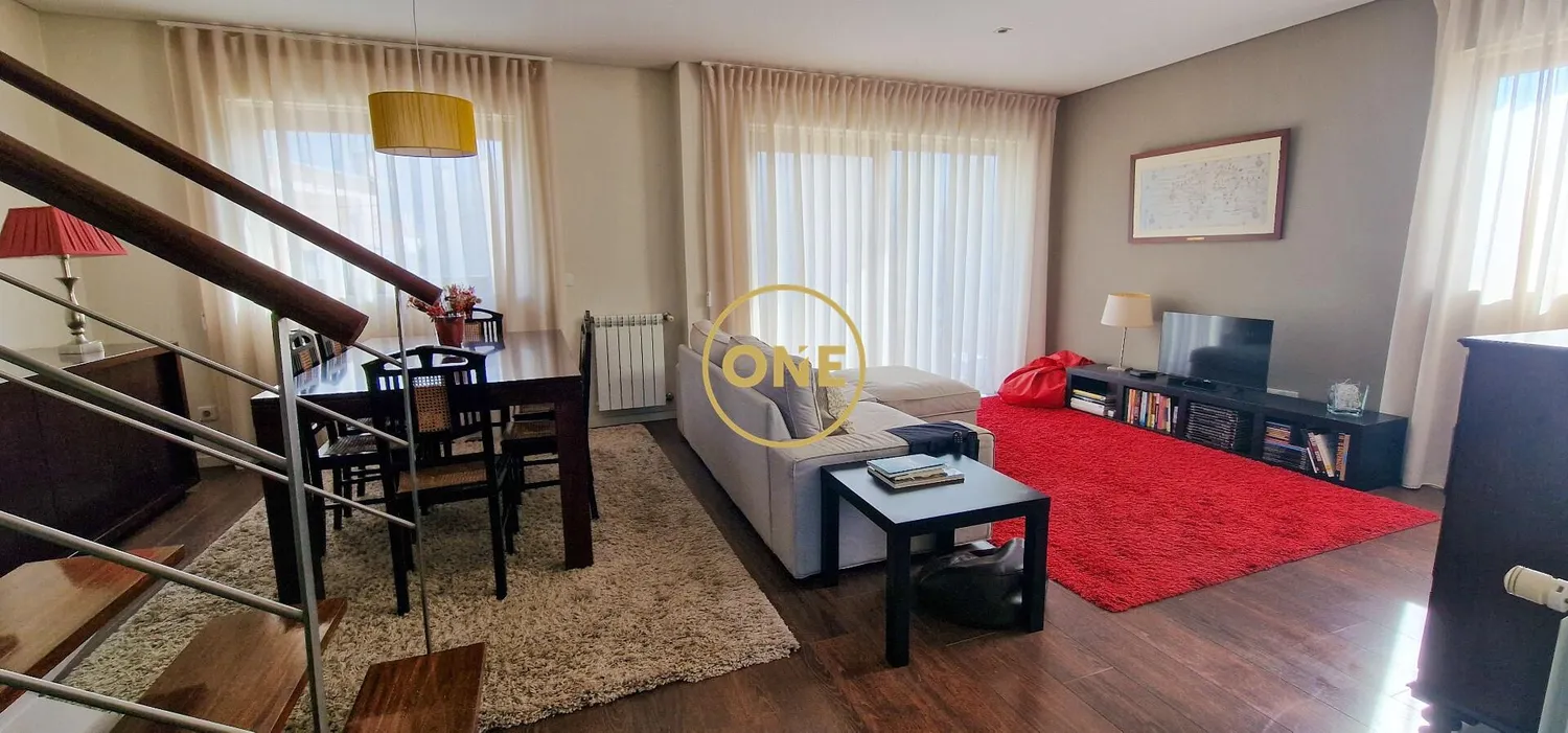Bi-Family House in Vila do Conde
