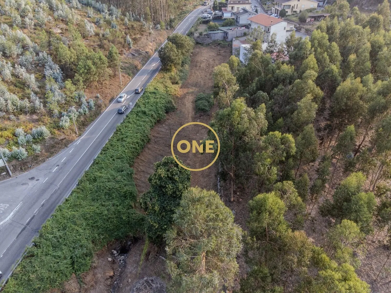 Terreno Estratégico com 2880m² – Frente à Estrada Nacional 14 - 3