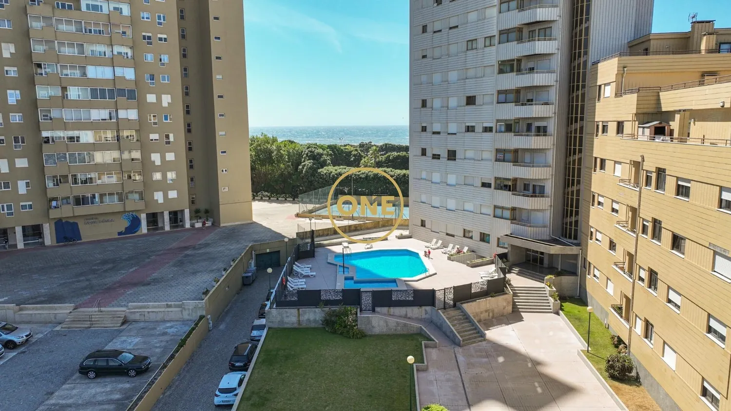 Excellent T1 completely renovated and furnished in Povoa de Varzim for sale