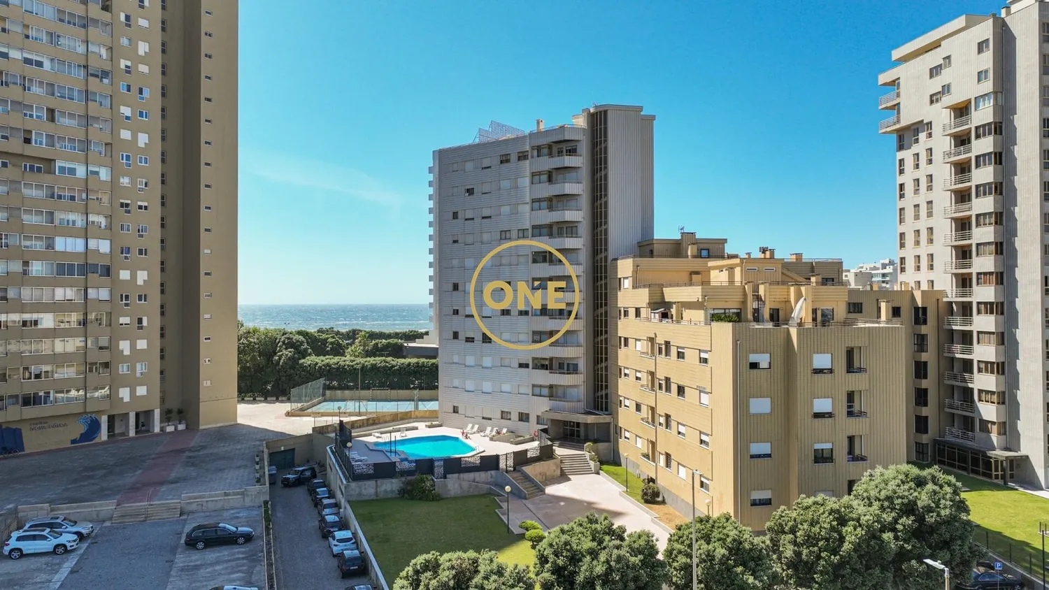 Excellent T1 completely renovated and furnished in Povoa de Varzim for sale - 2