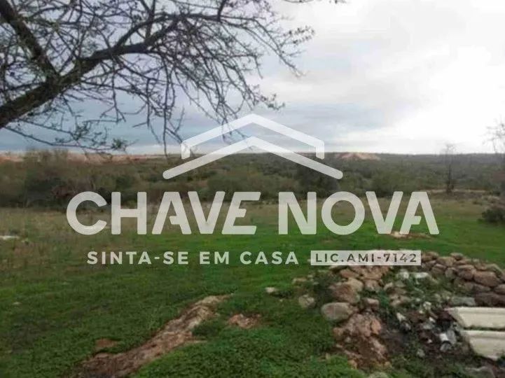 Lotes com ruina  - 2