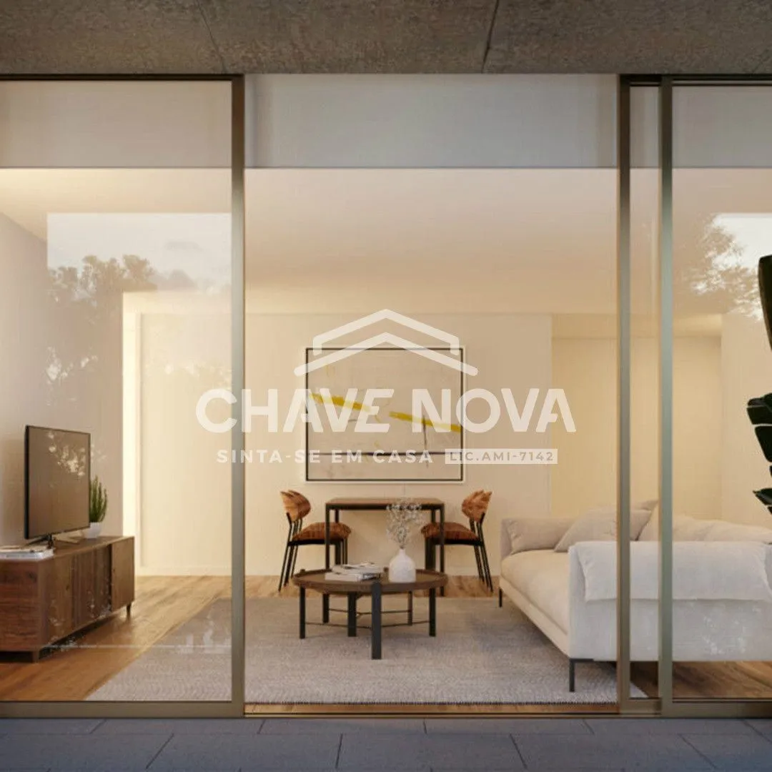 Apartamento T3 c/2 lugares de garagem + Arrumo em Arcozelo (Miramar) - 2