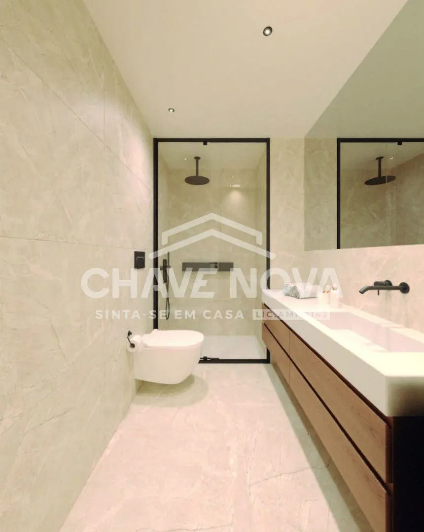 Apartamento T1 - Fração C - Piso 2/ Empr. Vista Braga 37 - 3