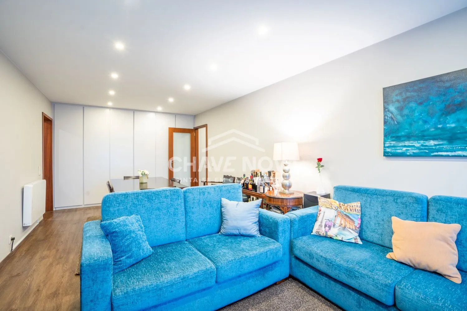 Apartamento T3 Renovado para venda em Lordelo do Ouro, Porto – Zona Premium e Tranquila - 2
