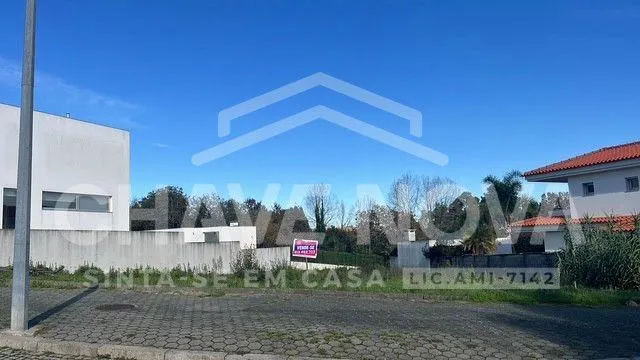 Excelente Terreno com licença para moradia - 3