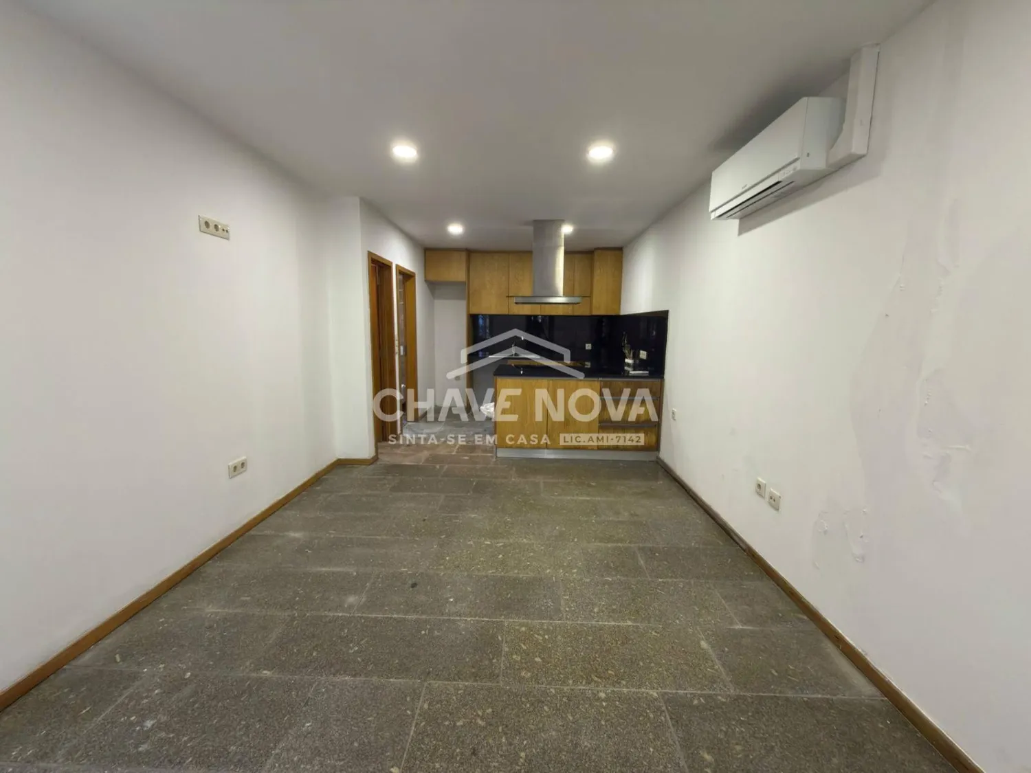 Prédio Habitacional na Afurada (RIo Douro) - 2