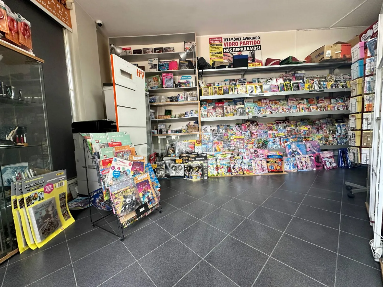 Papelaria para Trespasse com jogos Santa Casa em Pedrouços - 2