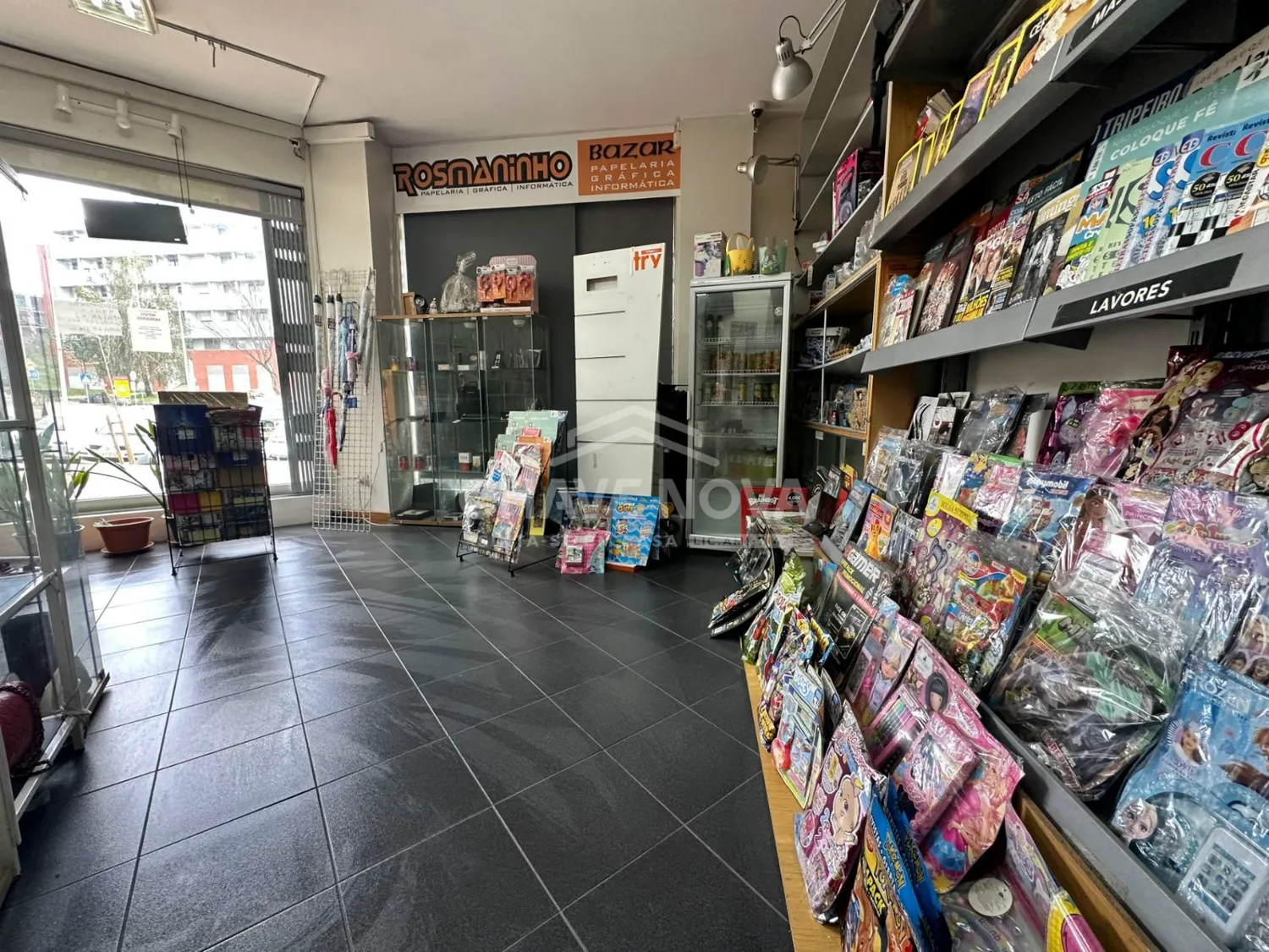 Papelaria para Trespasse com jogos Santa Casa em Pedrouços - 3