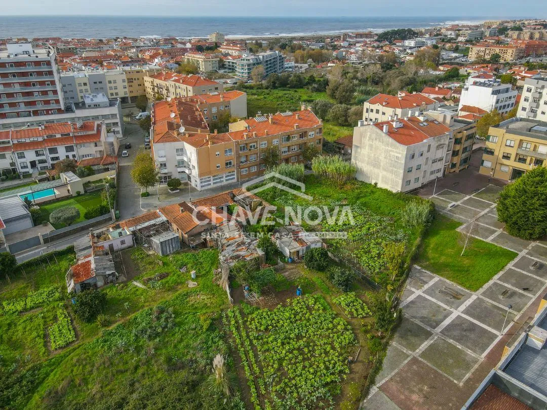 Terreno para Edifício Multifamiliar em Espinho - 3