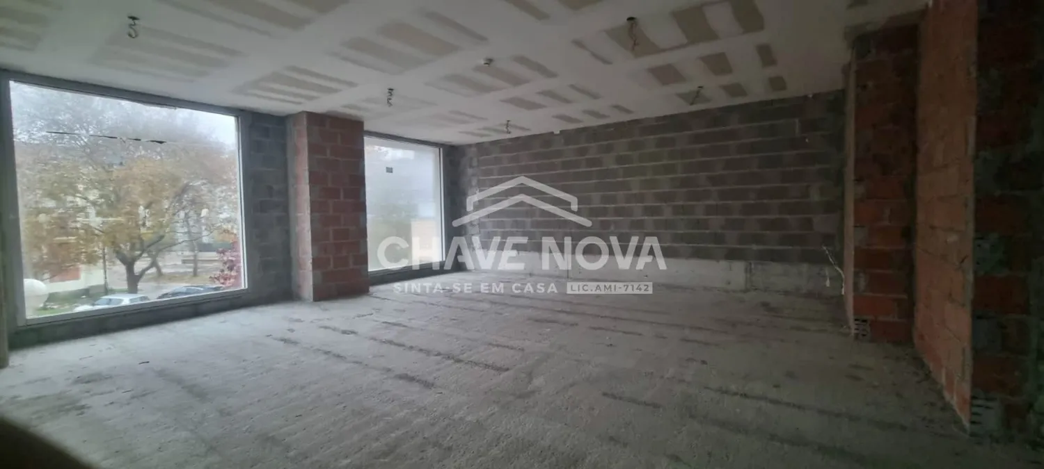 Loja com arrecadação no Empreendimento Hera Residence - Lumiar 