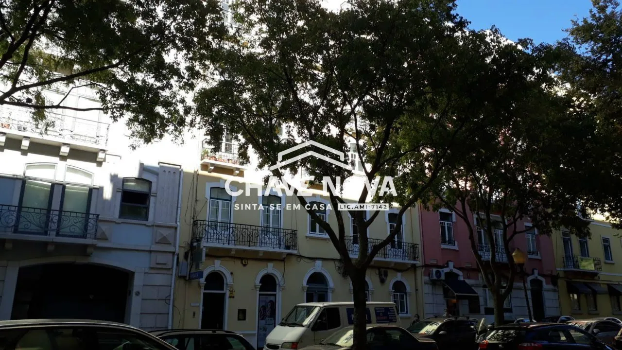Apartamento T3 Renovado na Rua Antonio Enes, Avenidas Novas, Lisboa. - 2