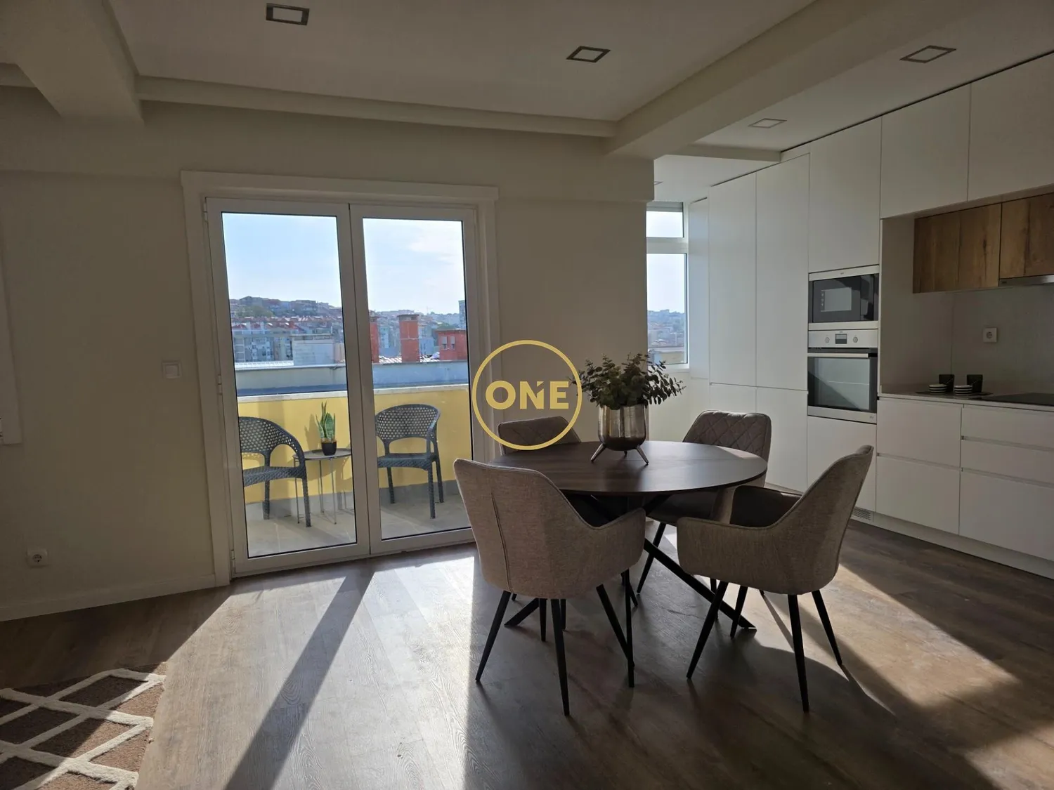 3-bedroom apartment in Benfica - 3