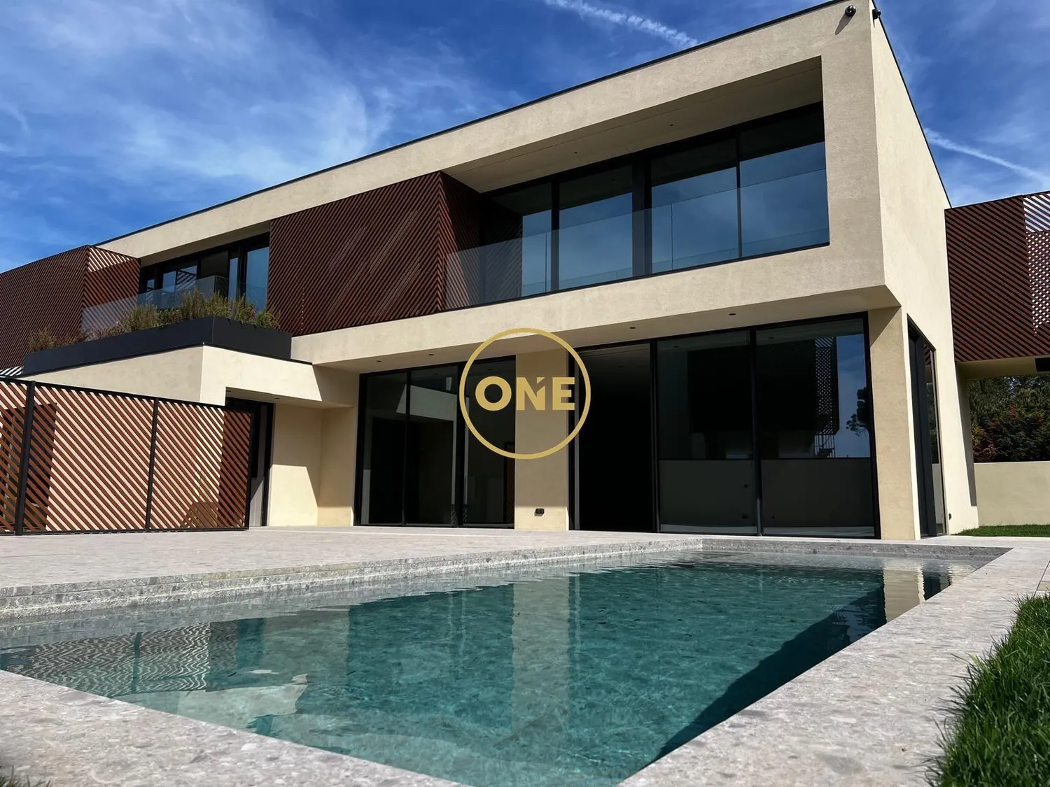 Villa T5 with pool contemporary and sophisticated, Cascais