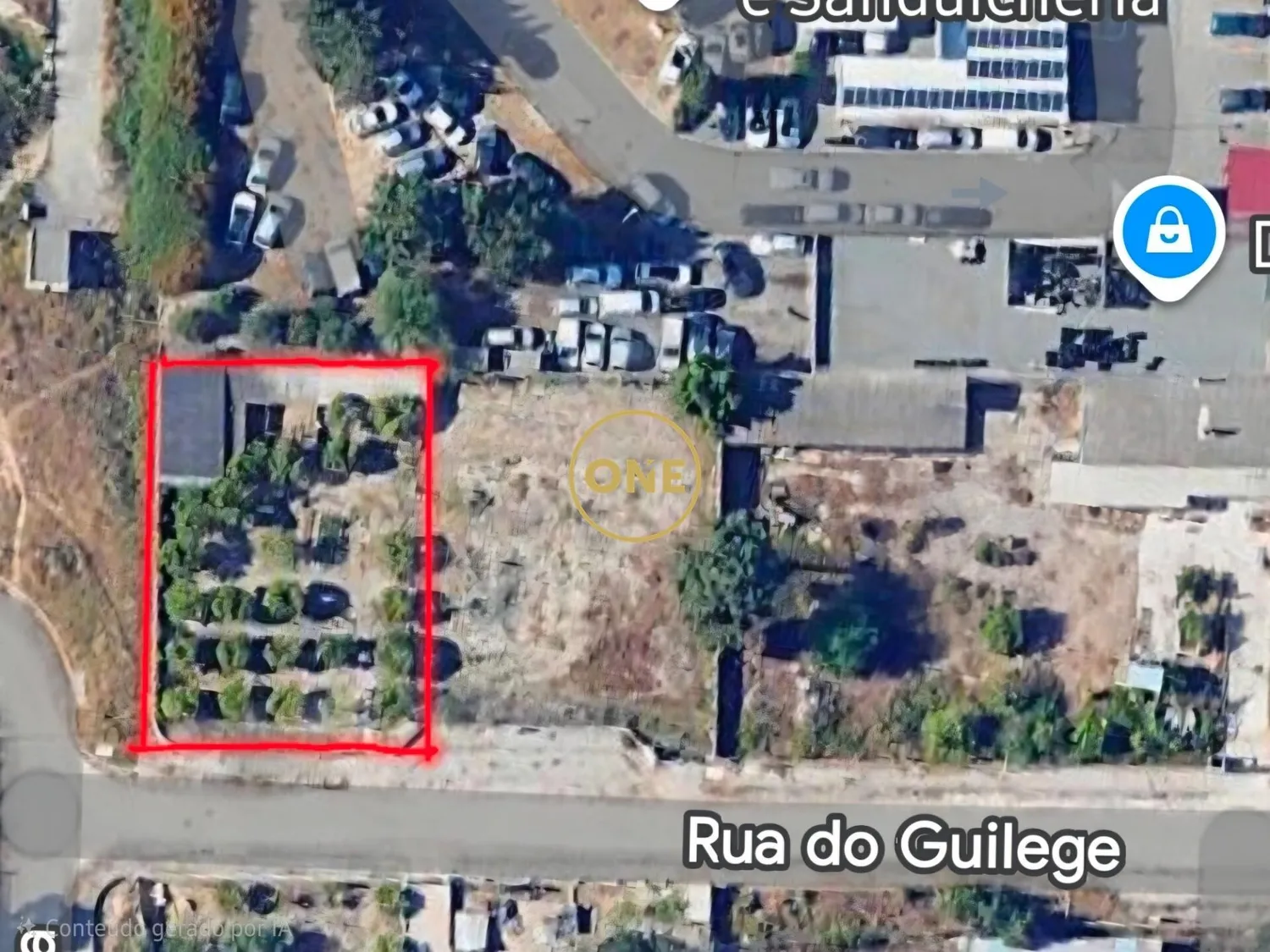 Urban plot of land measuring 736m2, suitable for the construction of a detached house with a buildin