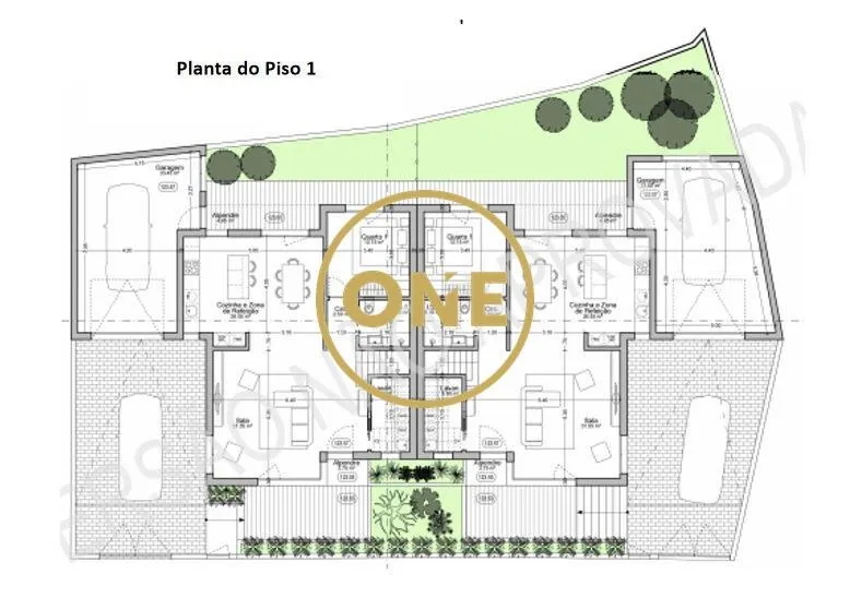 Terreno com Projeto aprovado para 2 Moradias Geminadas 