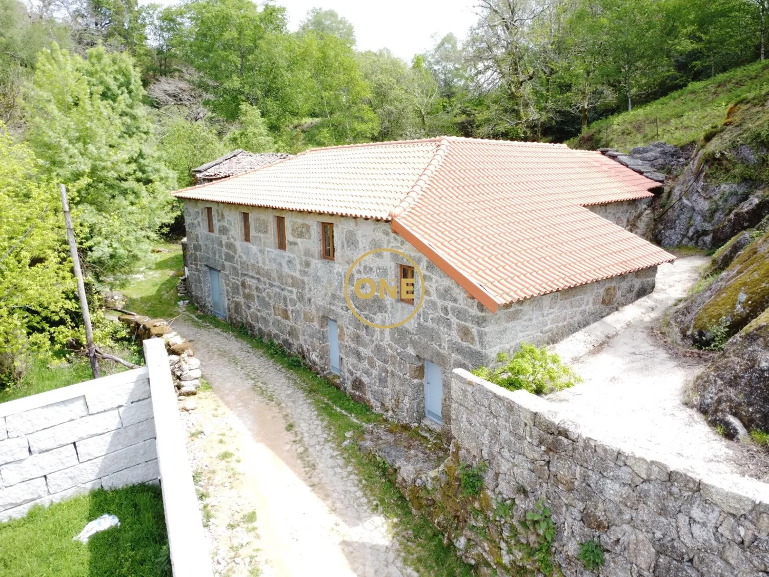 Two Houses in Cibões, Terras de Bouro