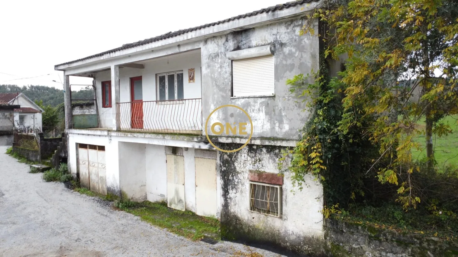 Oportunidade: Habitação Comercial com Armazém - 3