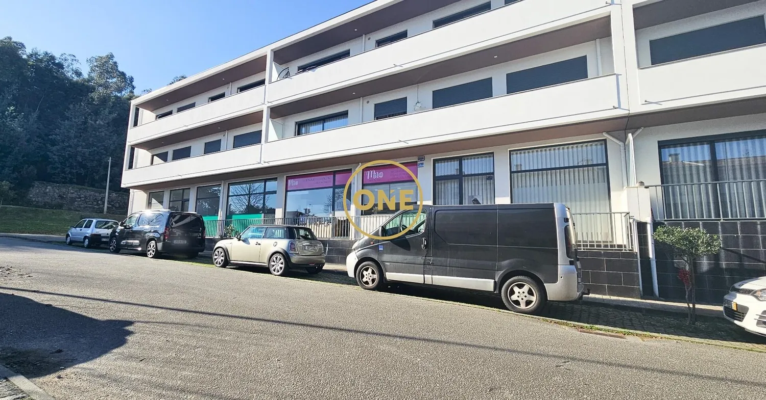 Magasin commercial Landim - 3