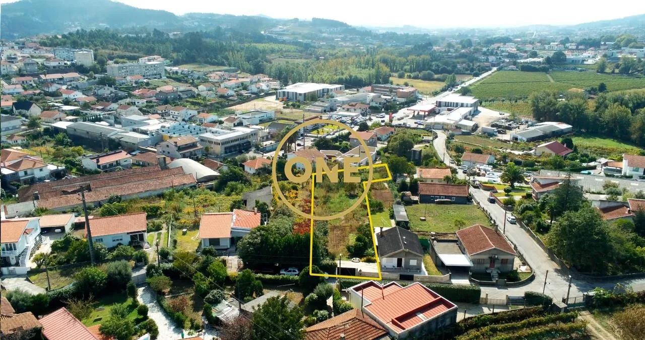 Terreno em Joane - 2