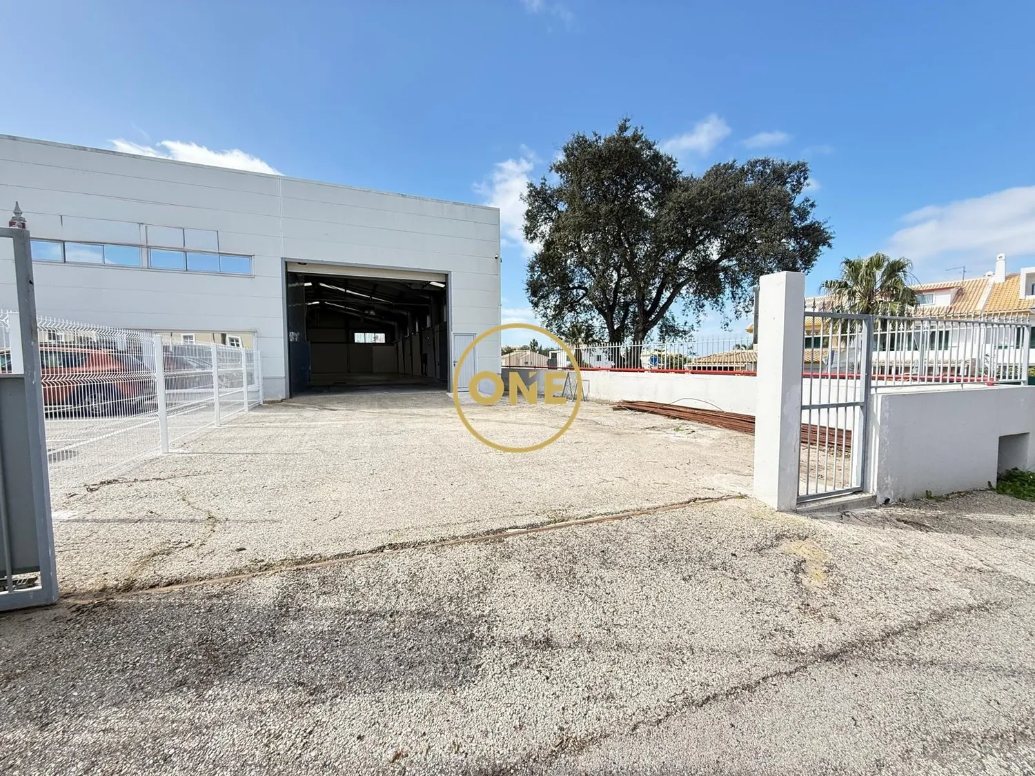 Warehouse for rent at Rua de Brejos 3, Albufeira