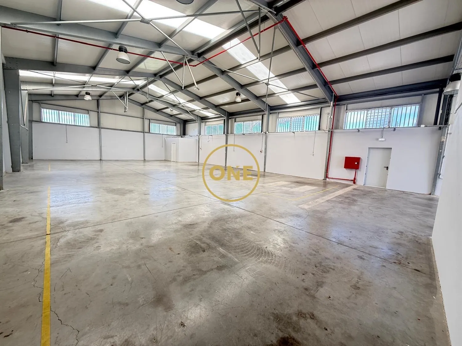 Warehouse for rent at Rua de Brejos 3, Albufeira - 2