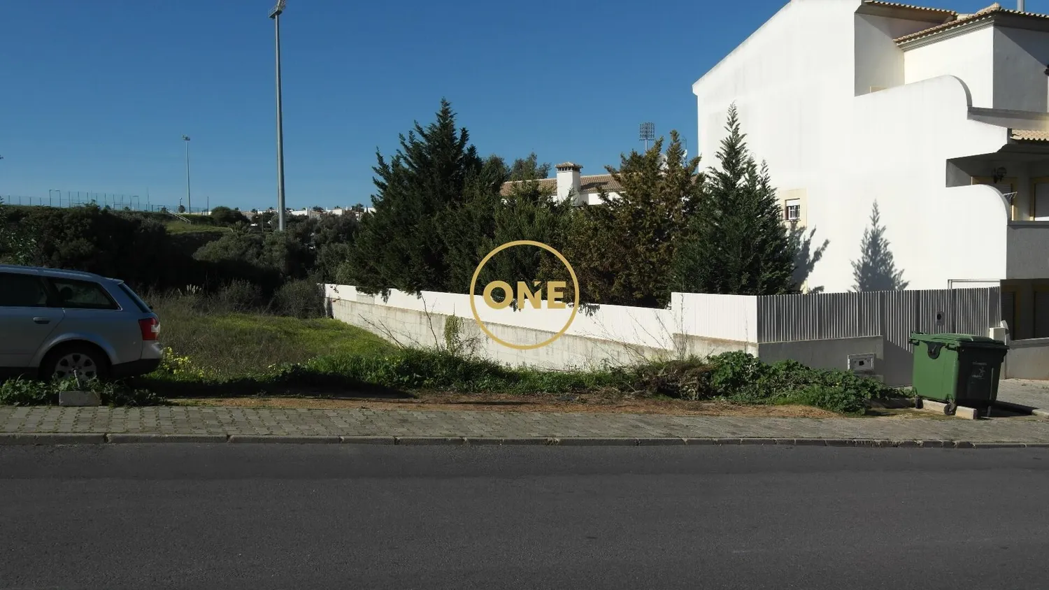 Land for urban construction, with basement, 2 floors of housing, technical terrace, swimming pool. - 2