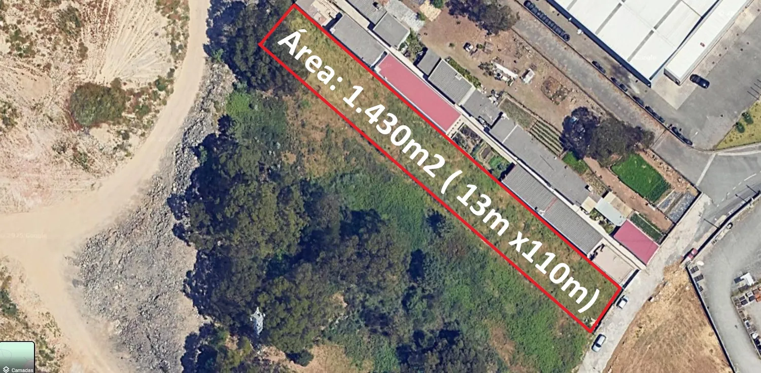 Terreno na Maia com 1430m2 - Moradia de 4 Frentes