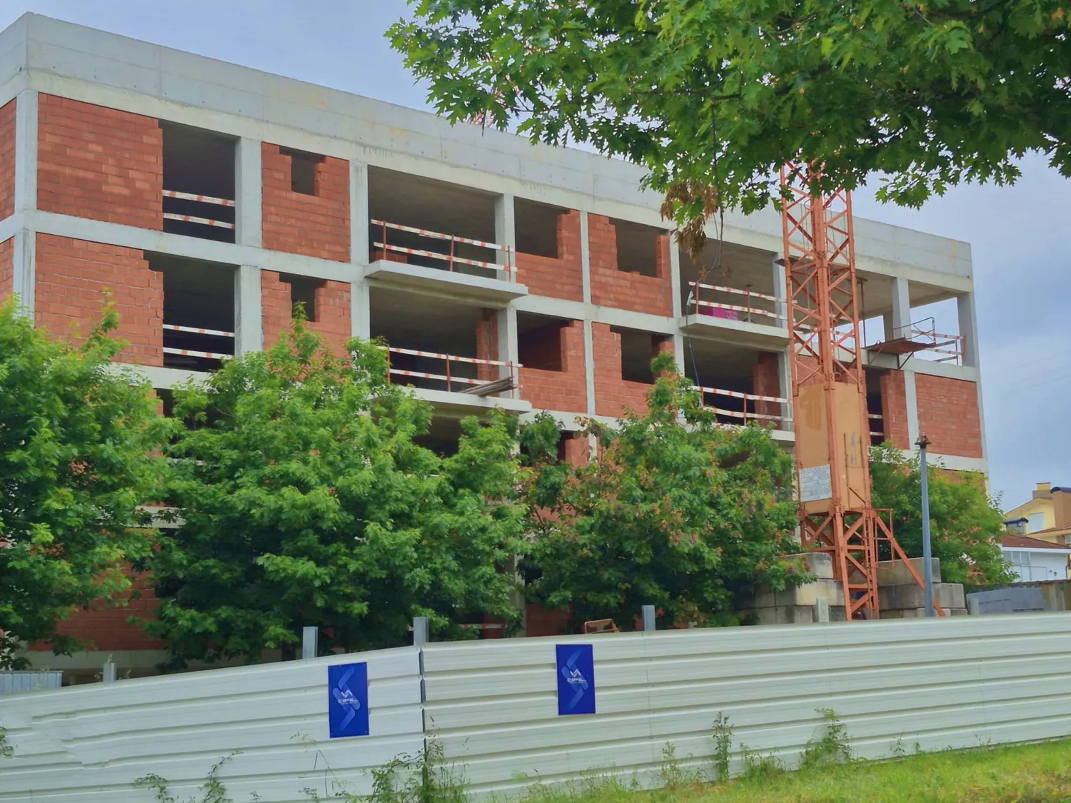 Magnólias Plaza - Apartamento T3 - c/ varanda - Em Construção - Maia
