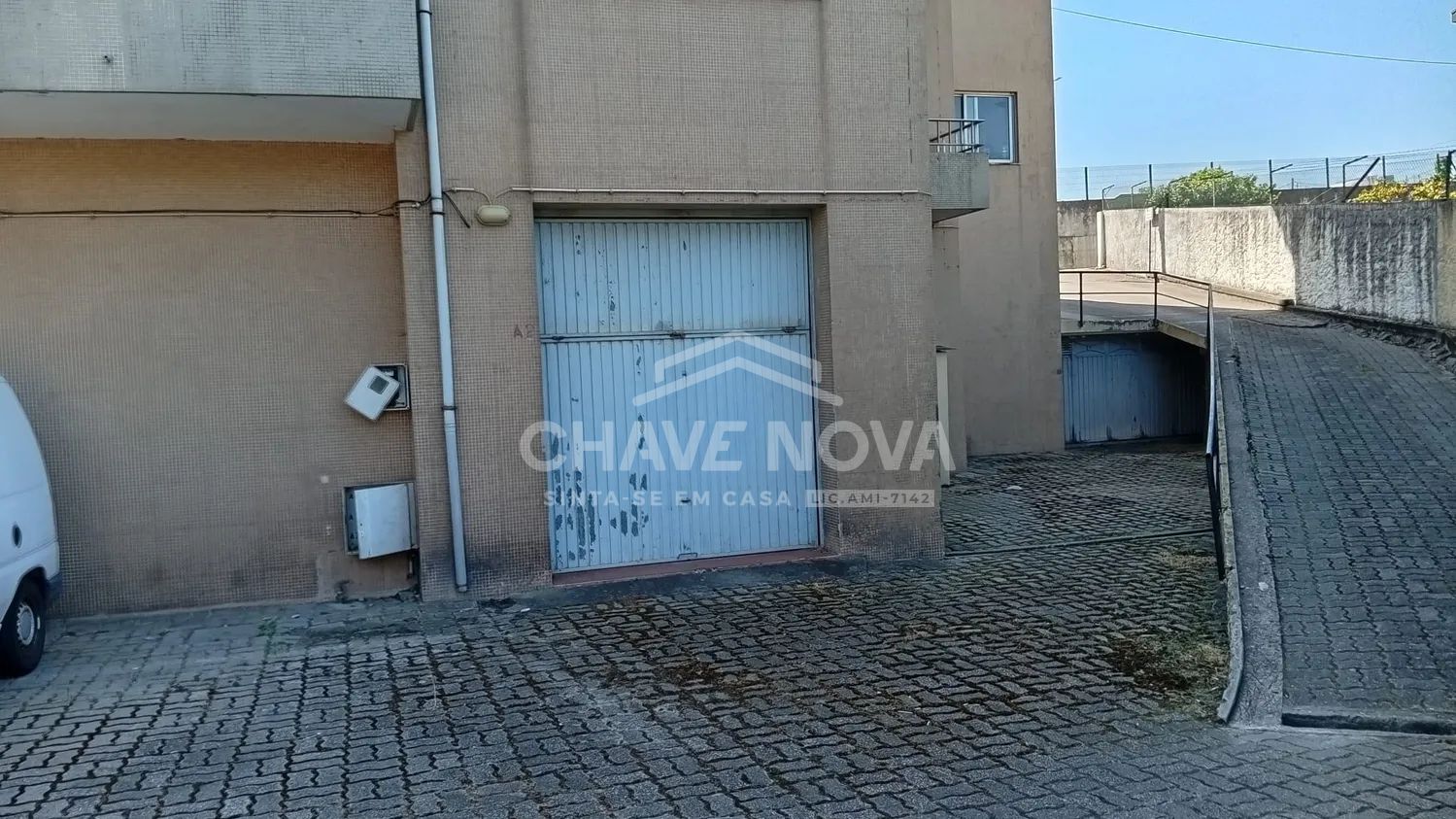 Garagem com 300 m2 - 3