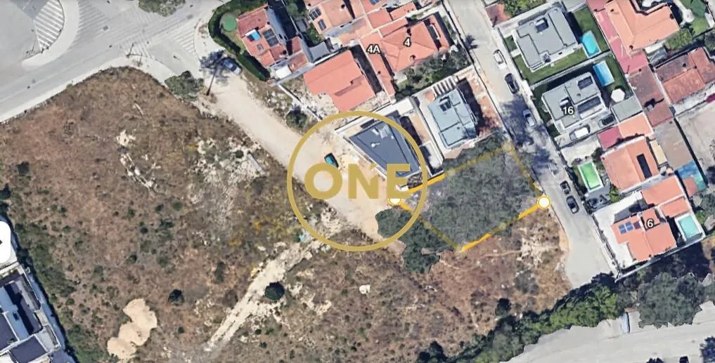 Terreno Urbano para Construção na Aroeira