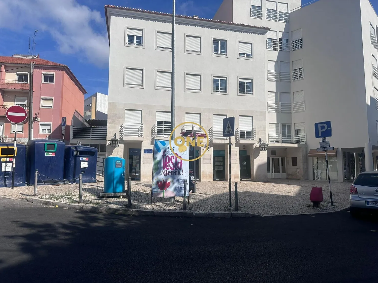 loja 42m2 centro Almada