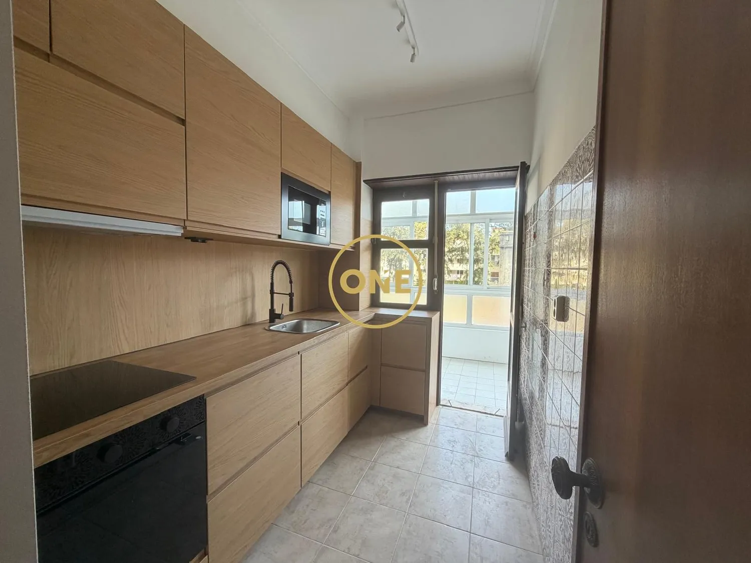 1-bedroom apartment for rent in Santo António Costa de Caparica - 2