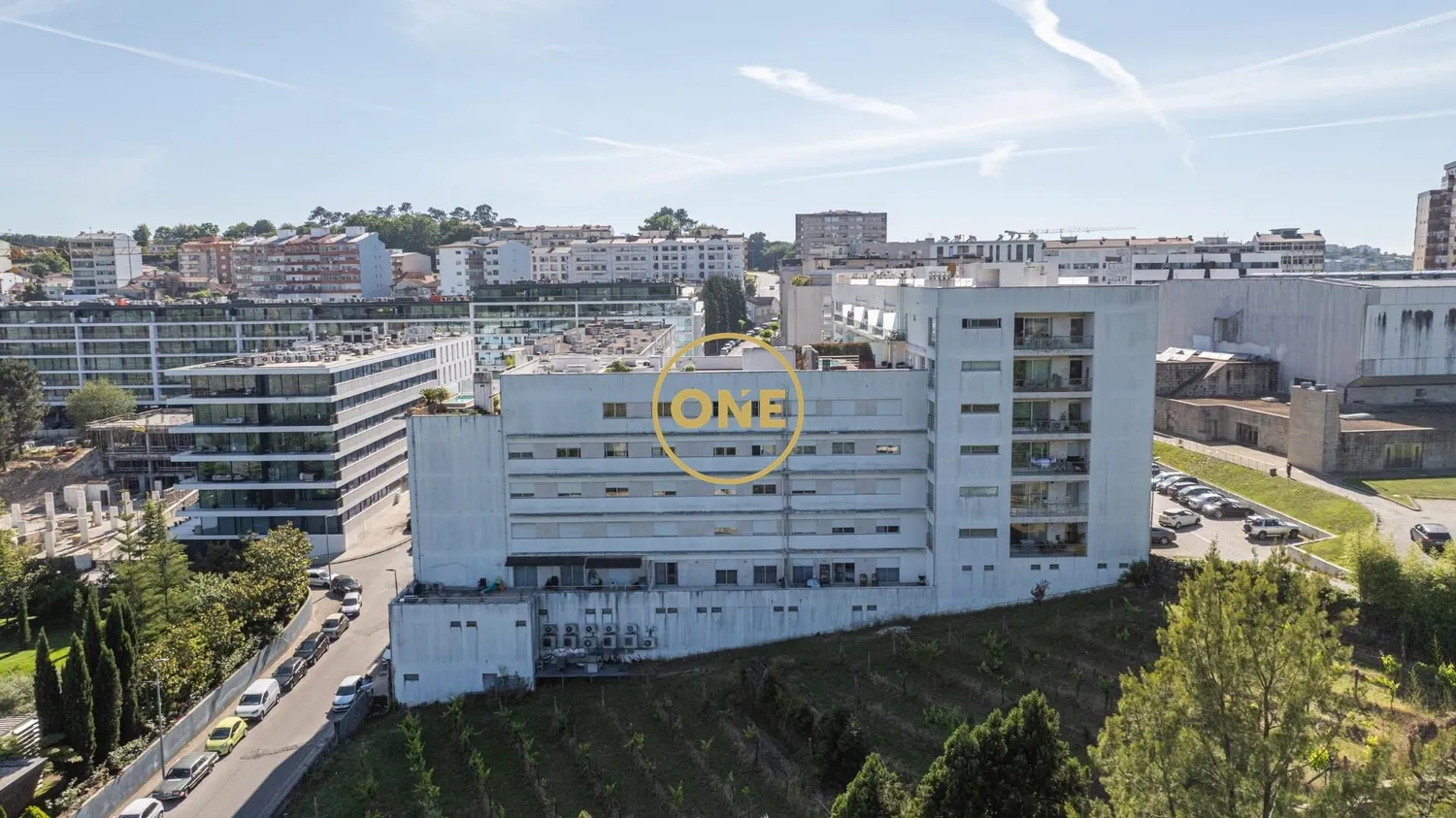 Apartamento T5 de Excelência no Centro de Santo Tirso