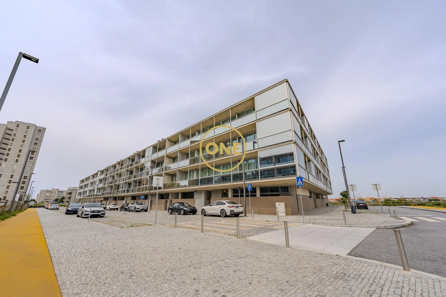 Exclusive Luxury 3-Bedroom Apartment in Póvoa de Varzim – 200m from the Sea - 2