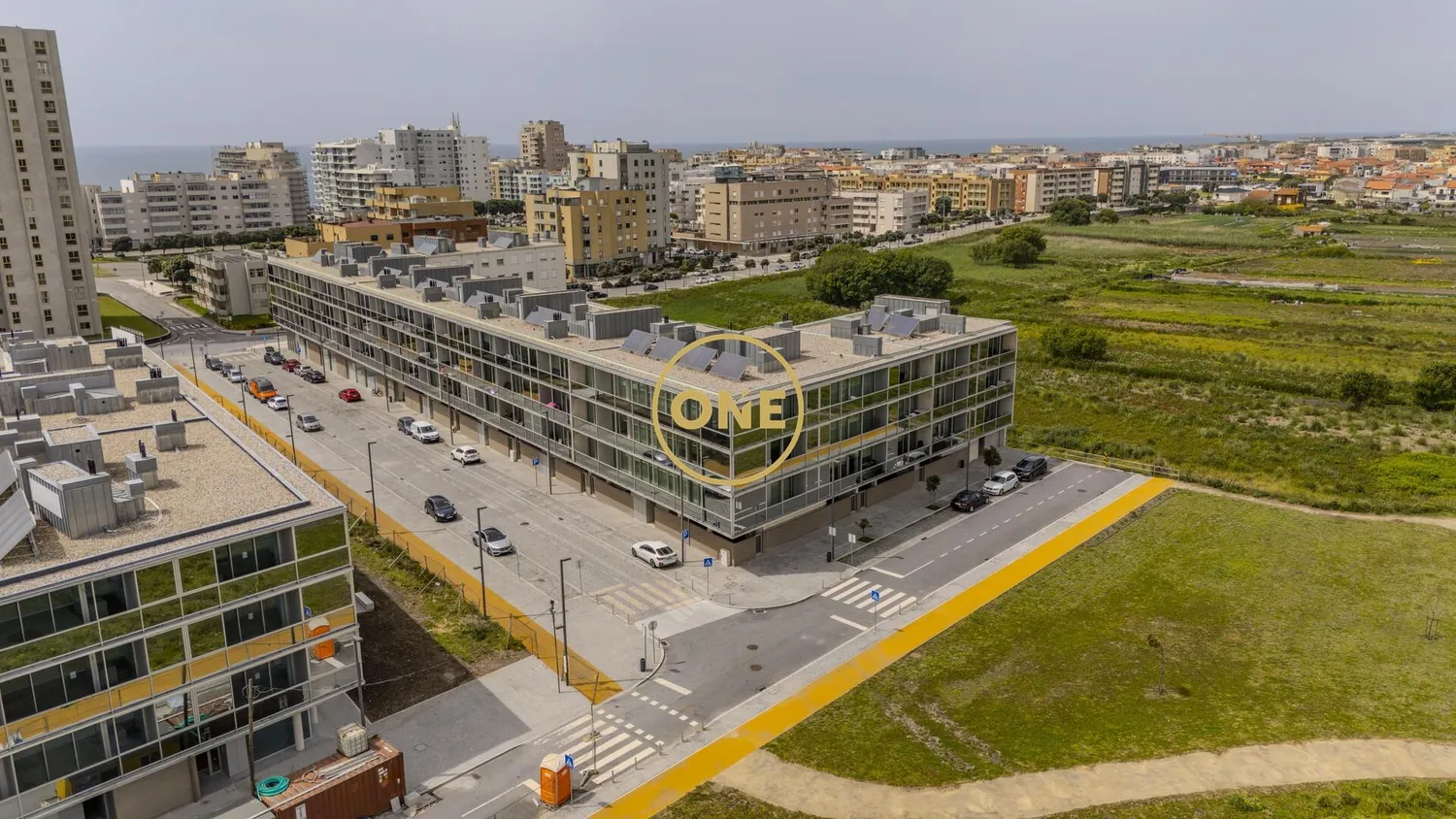 Exclusive Luxury 3-Bedroom Apartment in Póvoa de Varzim – 200m from the Sea - 3