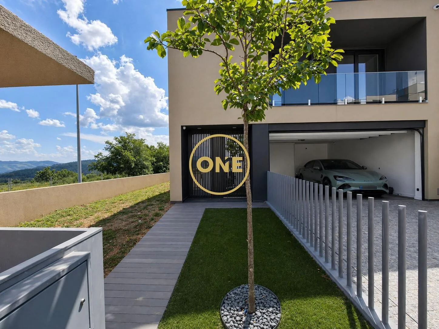 Corner house with 3 bedrooms (2 floors) in Lanhoso, Póvoa de Lanhoso
