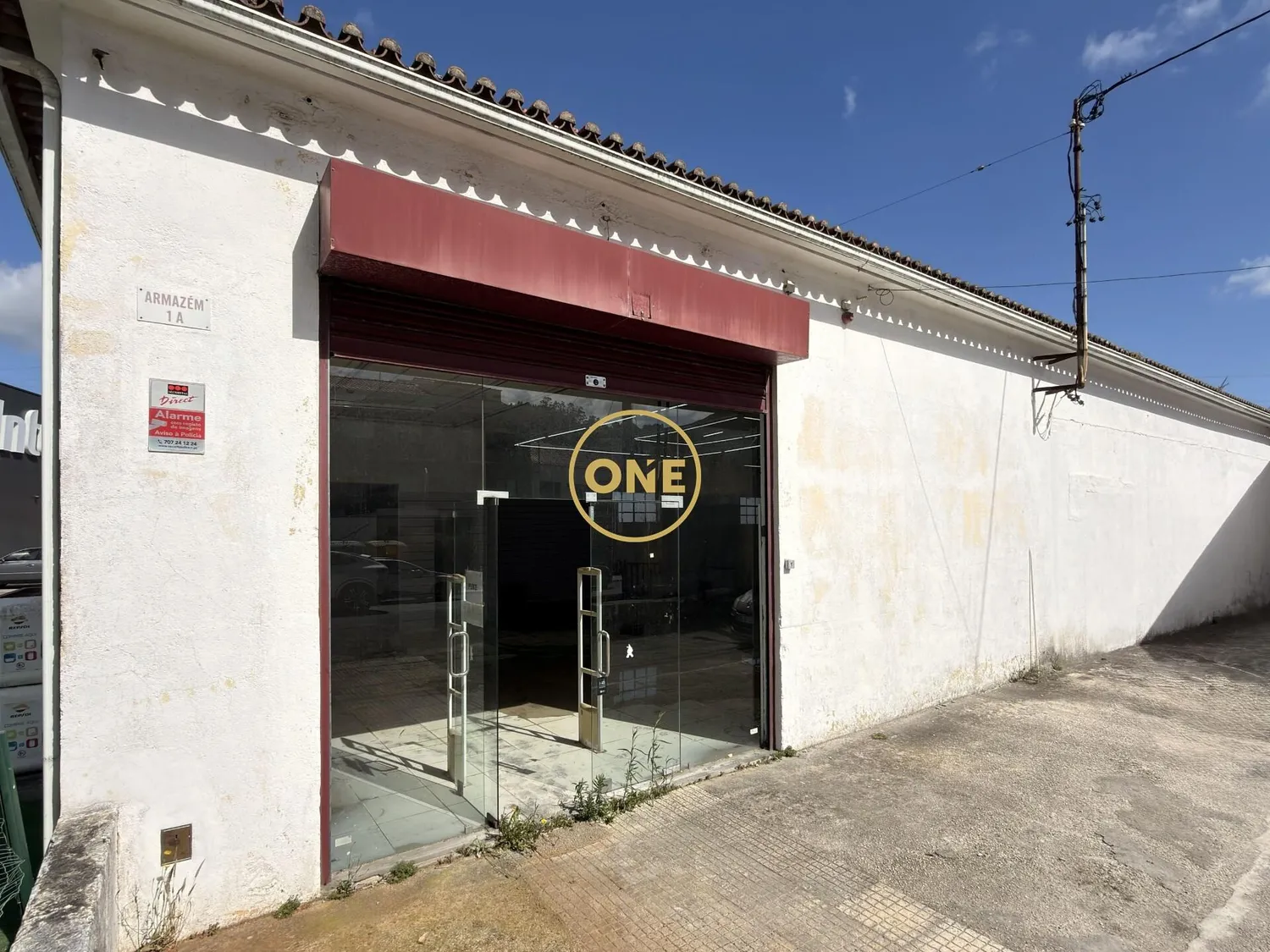 Commercial property with 340 m² in the center of Torres Vedras. - 2
