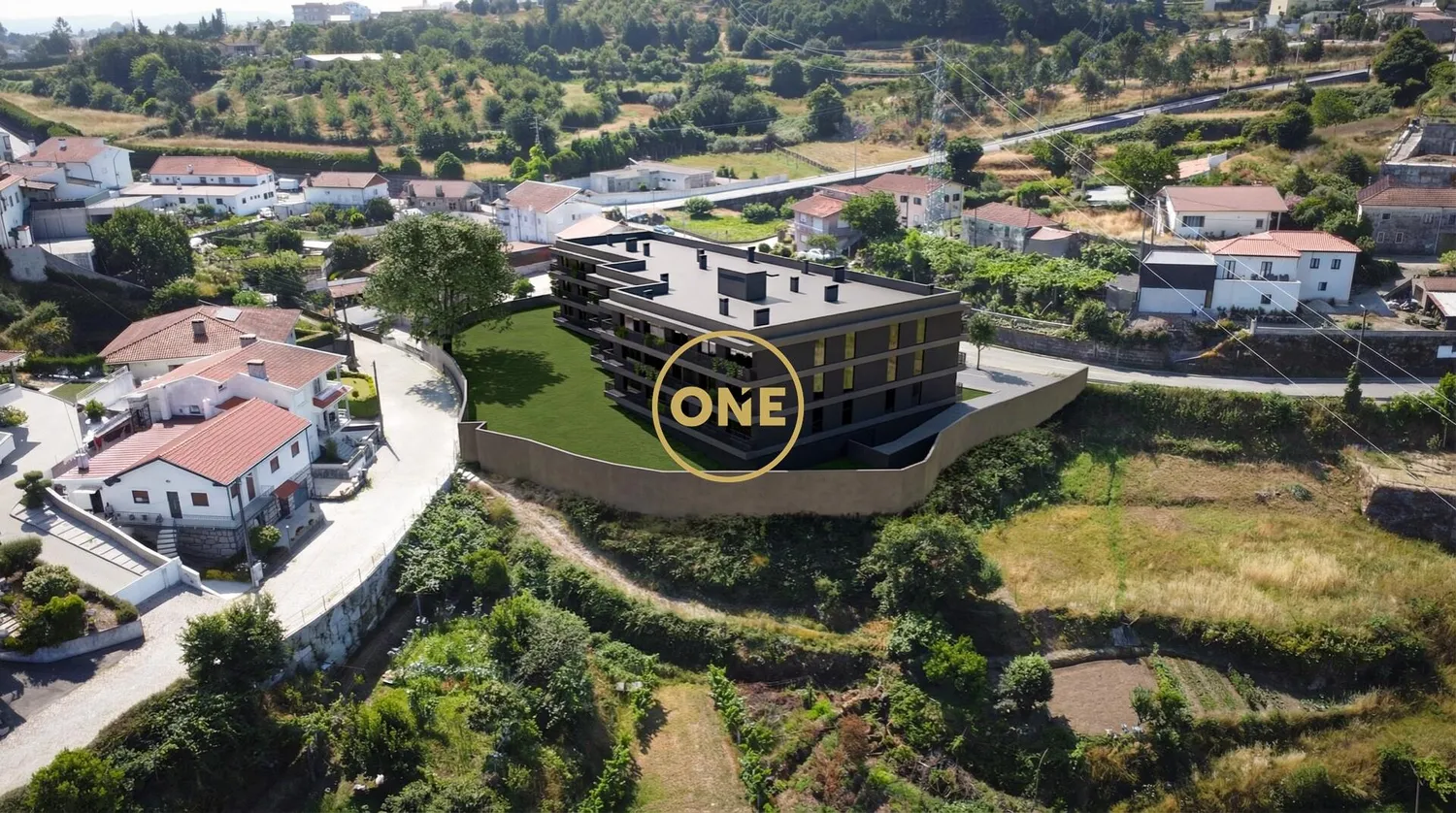 Land l 3570m2 l Paredes - 3
