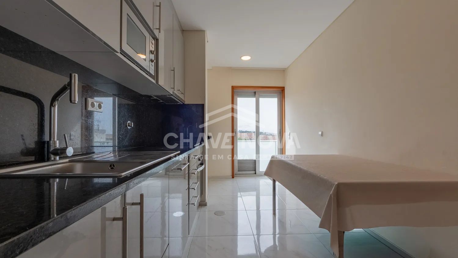 Apartamento T2+1 em Labruge na 1ª linha de praia