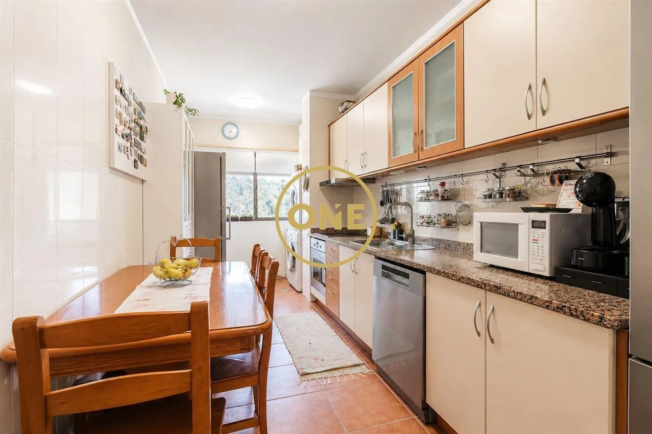Apartamento T3 com Garagem e Duas Frentes, Junto à Nacional 206! - 3